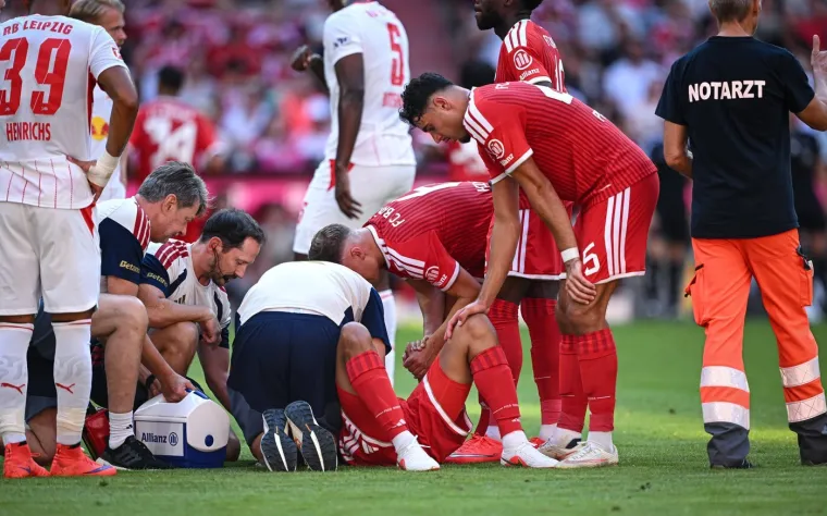 Zvijezda Bayerna sru&scaron;ila se, Allianz Arena zanijemila: &Scaron;okantne scene drame, straha i panike