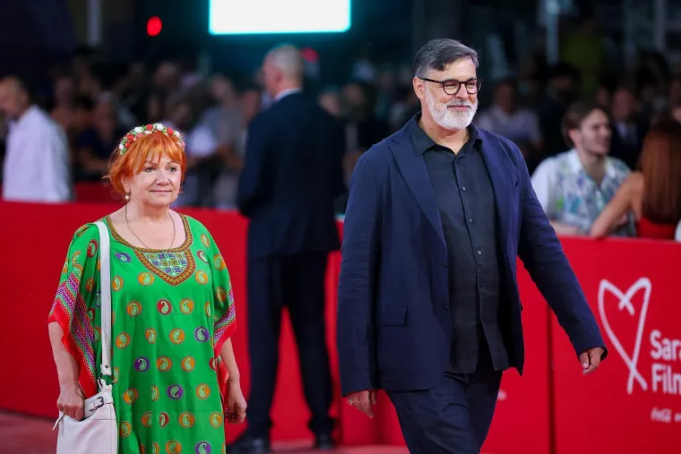 Filmske zvijezde, skupocjene haljine i blje&scaron;tavilo: Tko je sve zablistao na Sarajevo Film Festivalu?