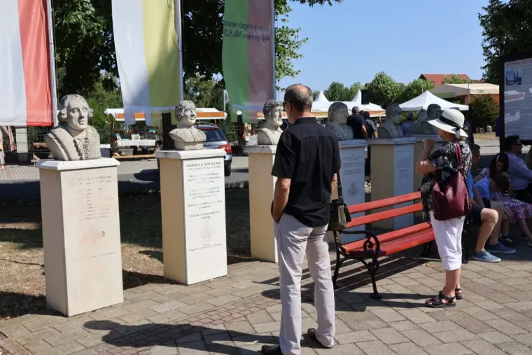 Rokovo nikad življe: Od tradicionalnih &scaron;tandova do mladih ekipa, u Dra&scaron;kovcu se tražilo mjesto vi&scaron;e