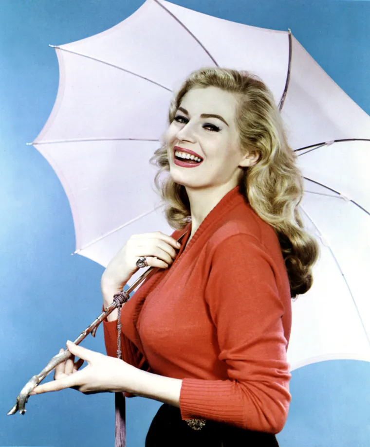 Zvali su je Ledena plavu&scaron;a, a paparazze je gađala lukom i strijelom: Tko je bila Anita Ekberg?