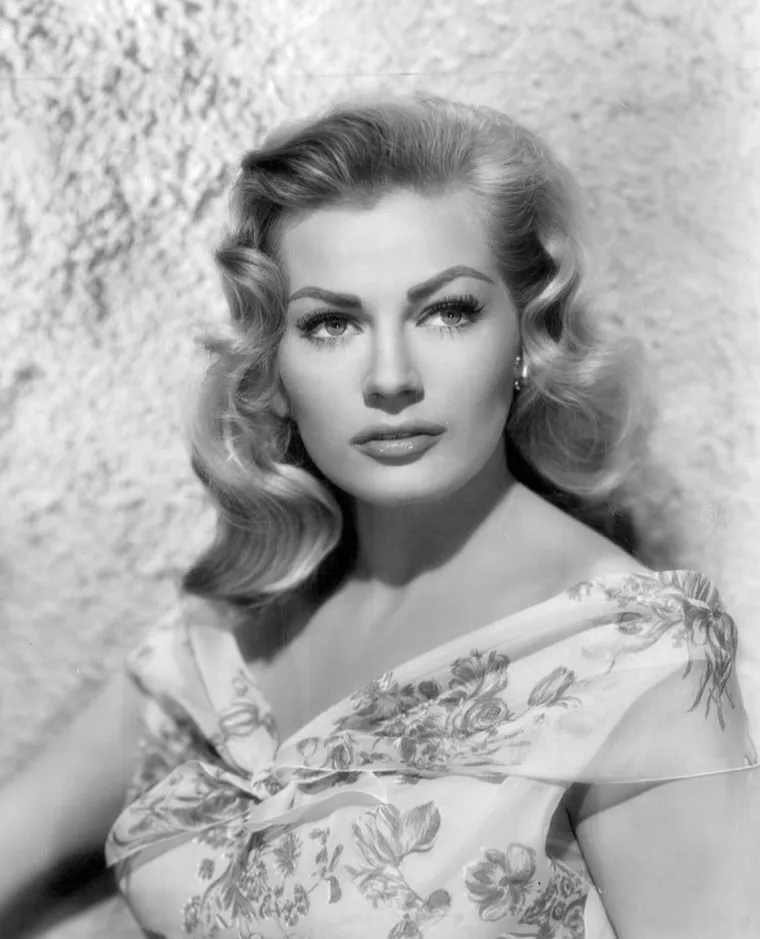 Zvali su je Ledena plavu&scaron;a, a paparazze je gađala lukom i strijelom: Tko je bila Anita Ekberg?