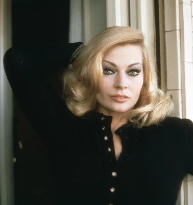 Zvali su je Ledena plavu&scaron;a, a paparazze je gađala lukom i strijelom: Tko je bila Anita Ekberg?