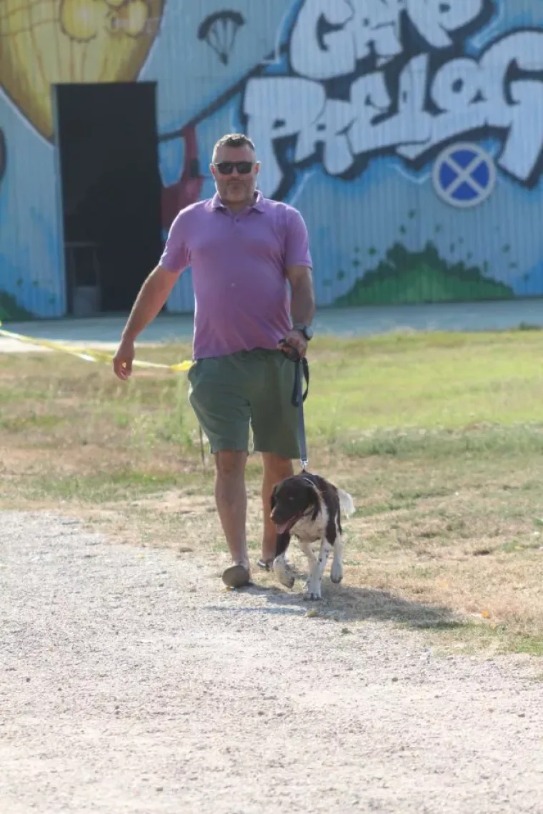 Ružičasta mini haljina bila je pun pogodak: Plavu&scaron;a na Dravi nije mogla proći nezapaženo