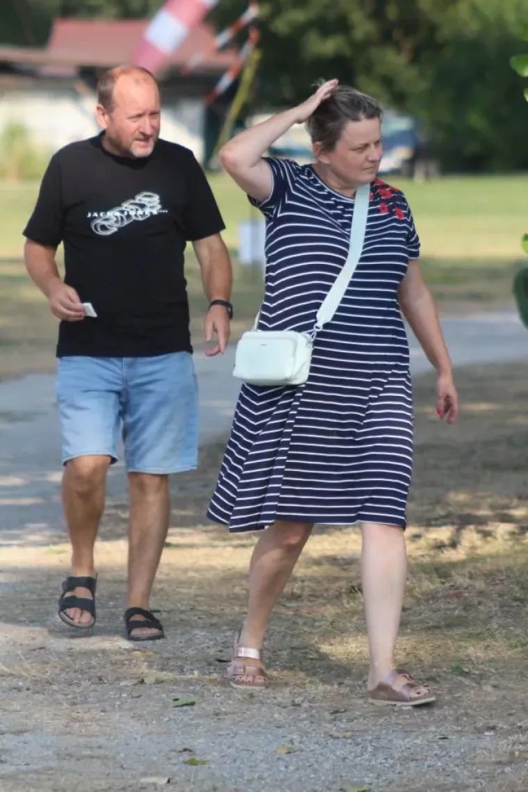 Ružičasta mini haljina bila je pun pogodak: Plavu&scaron;a na Dravi nije mogla proći nezapaženo