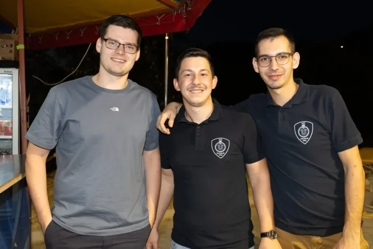 Tri ljepotice, jedan kadar: Čim su stale pred objektiv, bilo je jasno tko je obilježio večer