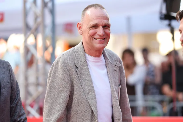 Goran Vi&scaron;njić bok uz bok Woodyju Harrelsonu, zvjezdana postava okupirala crveni tepih
