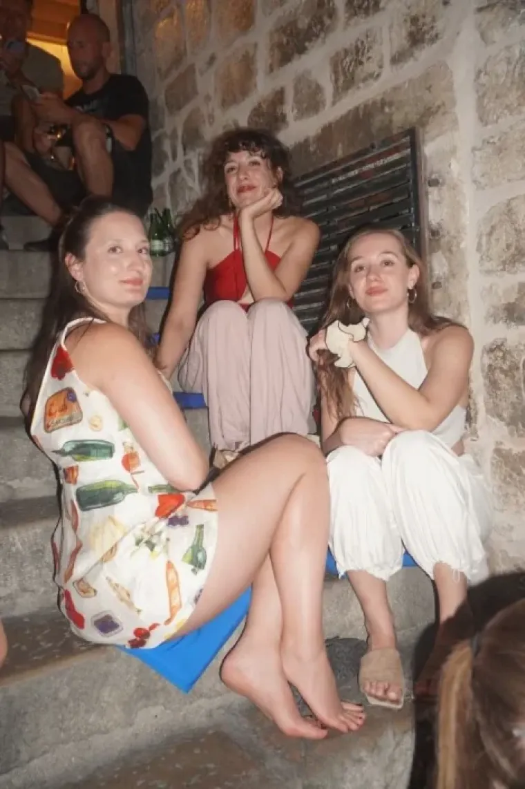 Stradunom su se pro&scaron;etale prave ljepotice: Izdvojili smo 30 fotografija koje morate vidjeti
