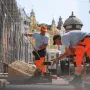 Bačeno prvo smeće u nove spremnike nadomak Trga bana Jelačića: Svi su htjeli zaviriti