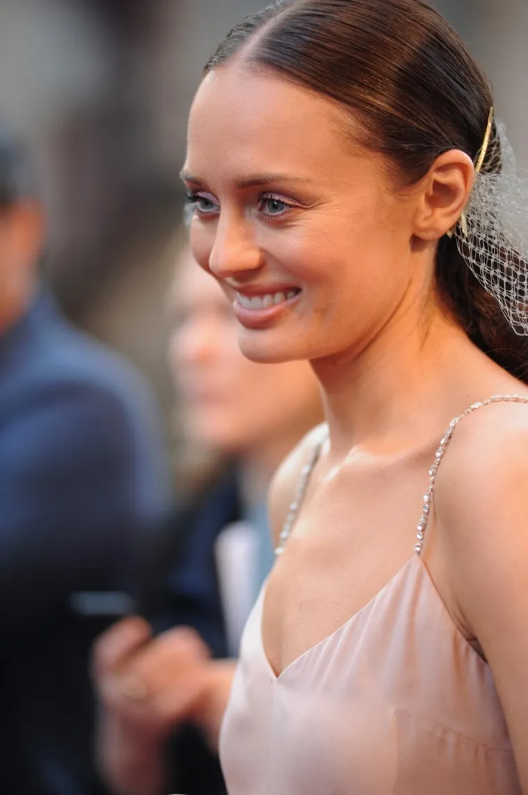 Znate li tko je Laura Haddock? Iza nježnog lica ove povučene ljepotice krije se buran život