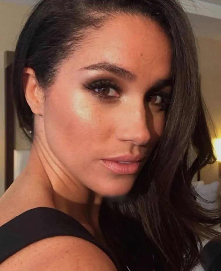 Goli&scaron;ava izdanja, selfiji iz kreveta i provodi: Ove fotografije je Meghan poku&scaron;ala izbrisati