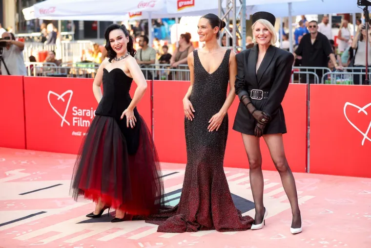 Emily Watson među zvijezdama SFF-a, a pažnju privukle i poznate dame: Pogledajte tko je sve bio