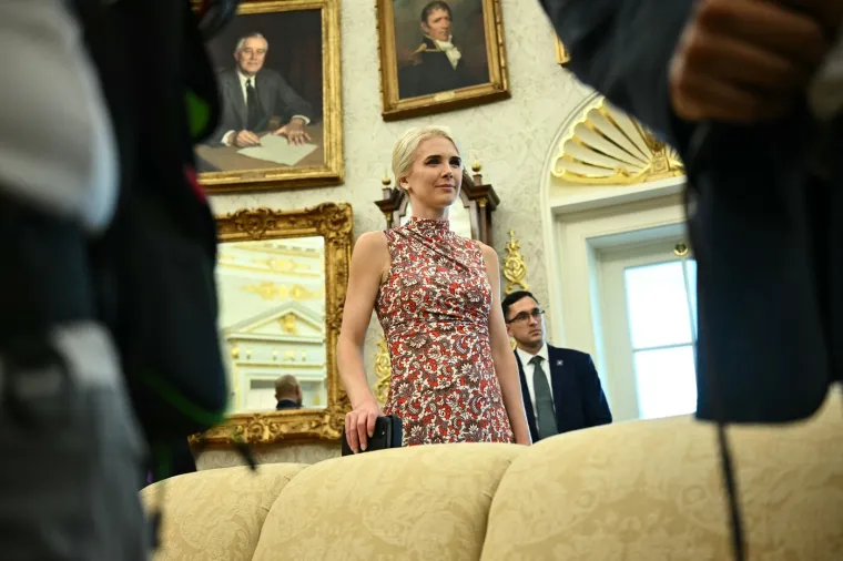 Postoji li između njih ne&scaron;to vi&scaron;e? Evo tko je djevojka opsjednuta 45 godina starijim Trumpom