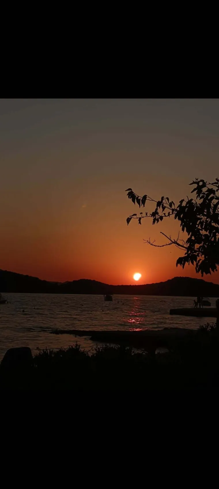 Potpuno su nas opčinile: Pogledajte 81 fotografiju zalaska sunca kojima ste nas vi počastili