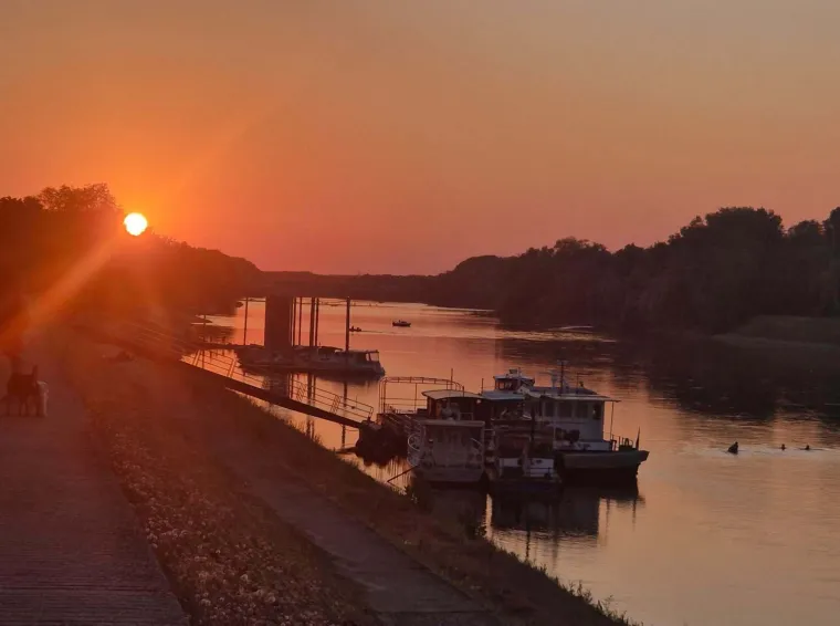 Potpuno su nas opčinile: Pogledajte 81 fotografiju zalaska sunca kojima ste nas vi počastili