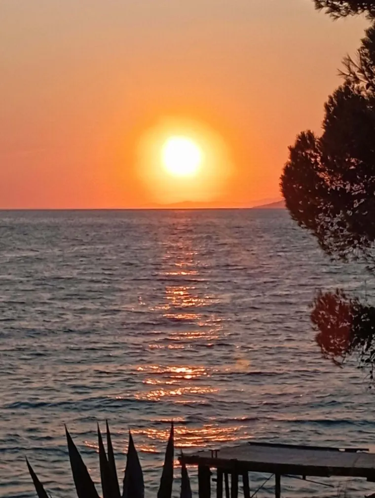 Potpuno su nas opčinile: Pogledajte 81 fotografiju zalaska sunca kojima ste nas vi počastili