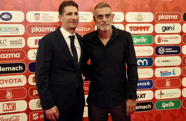 Nema koga nema u Splitu: Evo u čijem dru&scaron;tvu je Ibra i tko priča sa zaboravljenom zvijezdom