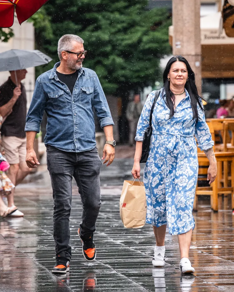 Ne zna&scaron; gdje bi se okrenuo: Zgodne Zagrepčanke okupirale &scaron;picu, pogledi su letjeli na sve strane