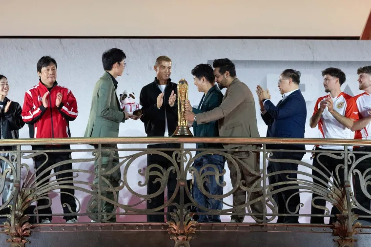 Gucci, breskva i novi prsten: Ronaldo pokazao kako izgleda luksuz nakon vjenčanja