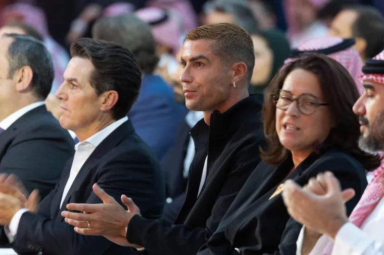Gucci, breskva i novi prsten: Ronaldo pokazao kako izgleda luksuz nakon vjenčanja