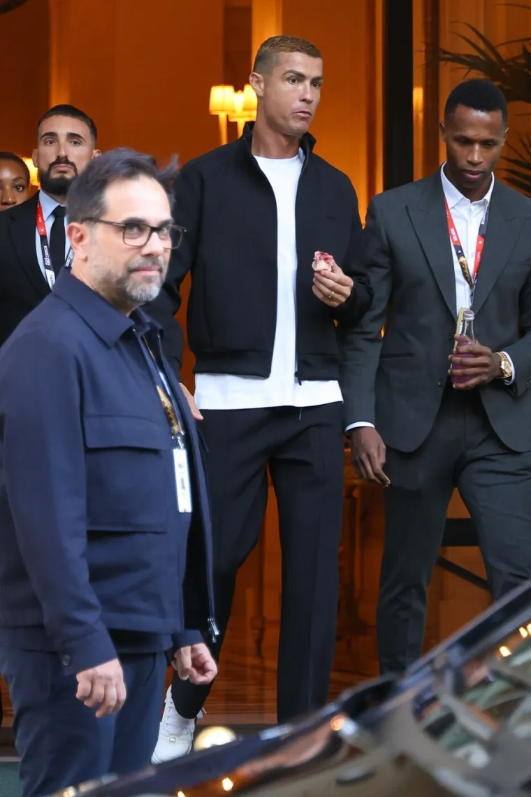 Gucci, breskva i novi prsten: Ronaldo pokazao kako izgleda luksuz nakon vjenčanja