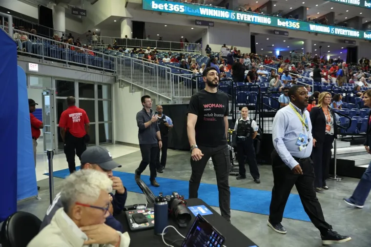 Kaos u WNBA ligi: Biv&scaron;i NBA as stigao 'braniti žene', pa se umalo sukobio s igračicom