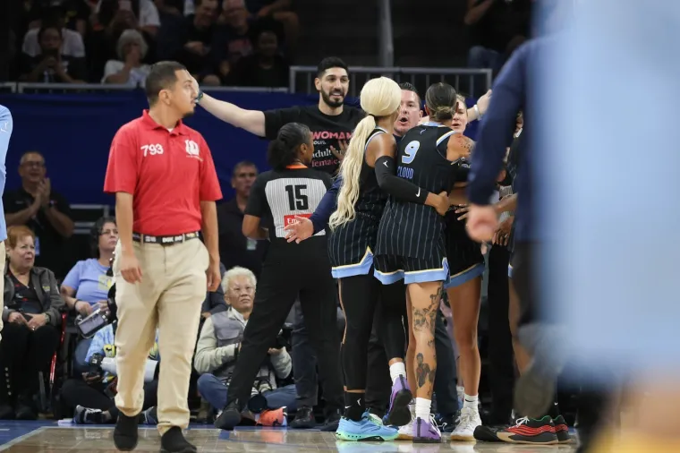 Kaos u WNBA ligi: Biv&scaron;i NBA as stigao 'braniti žene', pa se umalo sukobio s igračicom