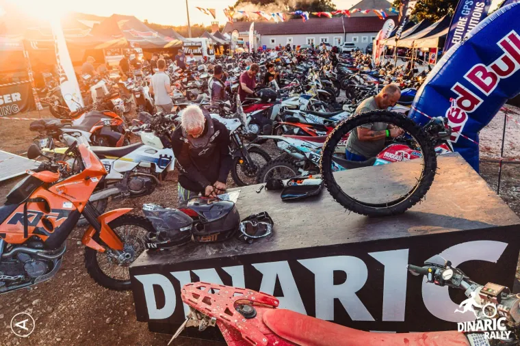 Nevjerojatni kadrovi s Dinaric Rallyja: Pro&scaron;li su 424 km, a sada tek slijedi pravi izazov