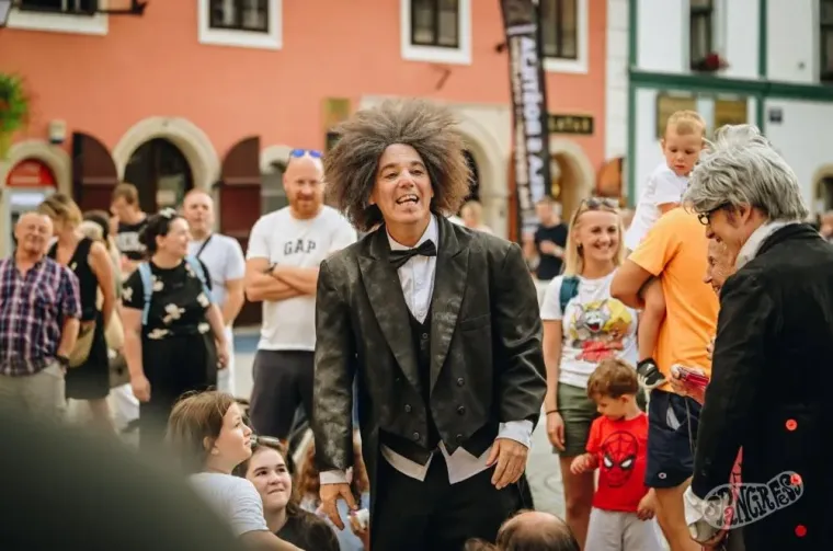 Varaždinke ponovno ukrale show: Pogledajte ljepotice koje su pro&scaron;etale &Scaron;pancirfestom