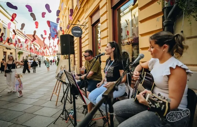 Varaždinke ponovno ukrale show: Pogledajte ljepotice koje su pro&scaron;etale &Scaron;pancirfestom
