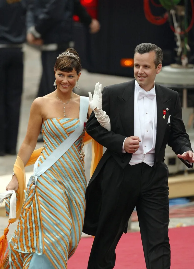 Tko je princeza M&auml;rtha Louise? Izgubila je prvu ljubav na Božić pa prona&scaron;la utjehu u &scaron;amanu