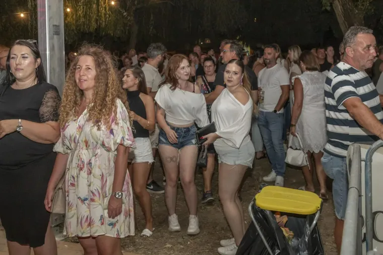 Svi su gledali samo u nju: Misteriozna crnka zasjenila atmosferu na Danima piva