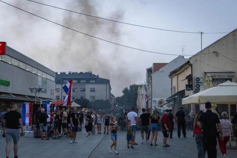 'Slavonijo zlatna ti si': Pogledajte kako se Grad heroja priprema za Thompsonov koncert