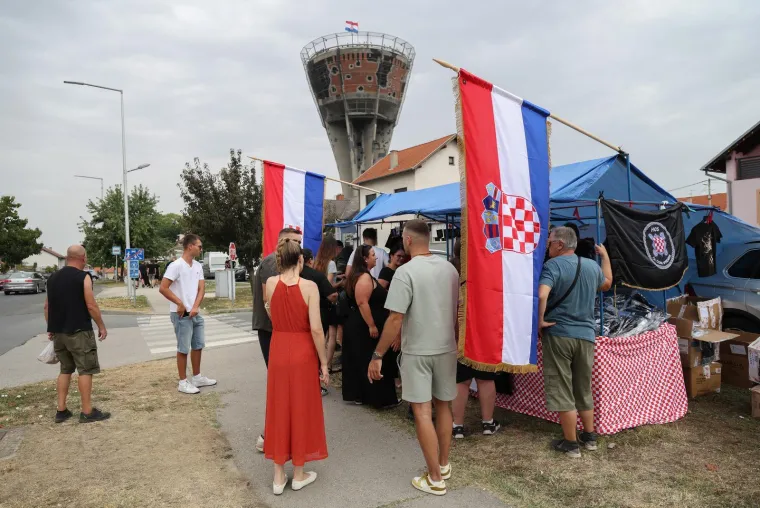 Miro Bulj pro&scaron;etao Vukovarom uoči Thompsonovog koncerta i ukrao svu pozornost