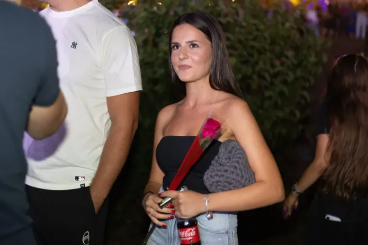 Hiljson raspametio Karlovac druge večeri Dana piva, pogledajte atmosferu s koncerta