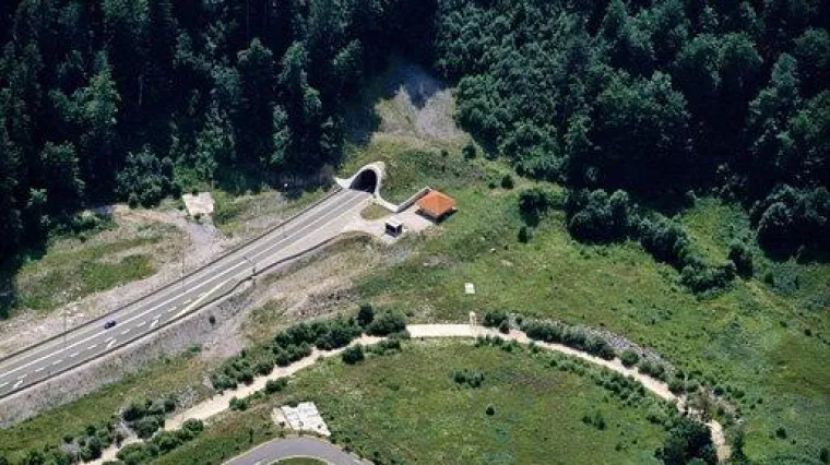 Umro za volanom u tunelu Tuhobić