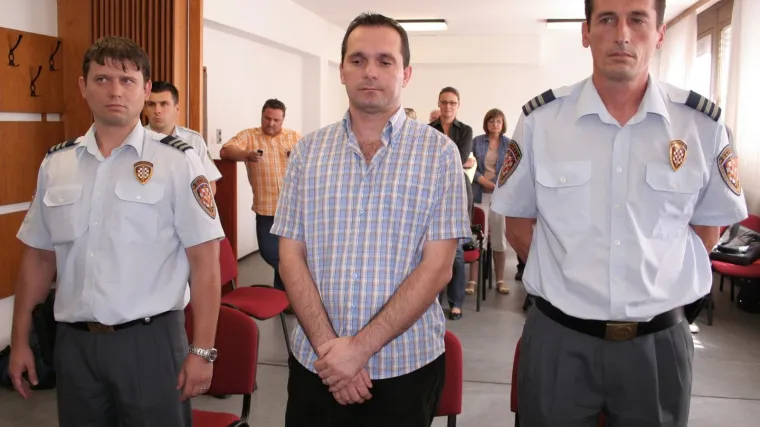 Za ubojstvo svećenika 14 godina