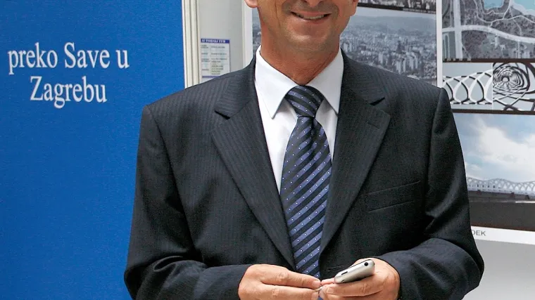 Ljubičić ne želi ni lipe od Holdinga