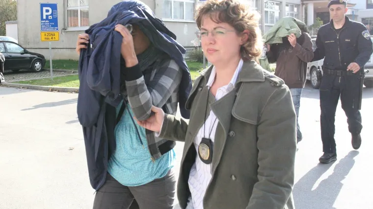 Uhićeno devet dilera