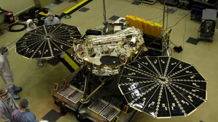 NASA izgubila kontakt s Phoenixom