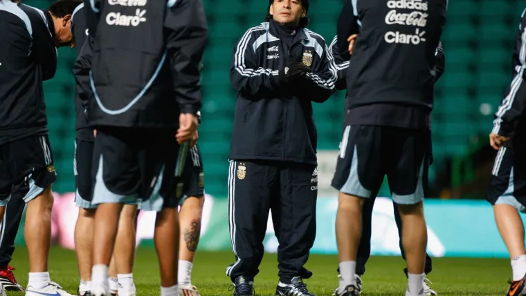 Maradonin prvi trening