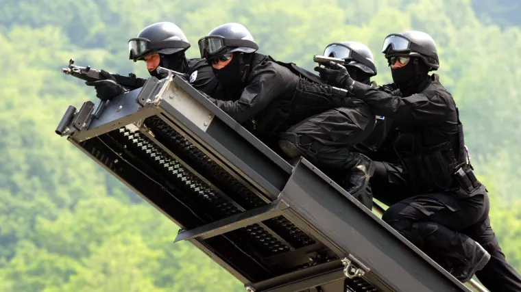 Pirate treba izbrisati na terenu