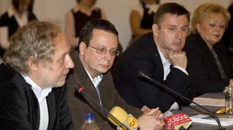 Te&scaron;ka godina za novinare