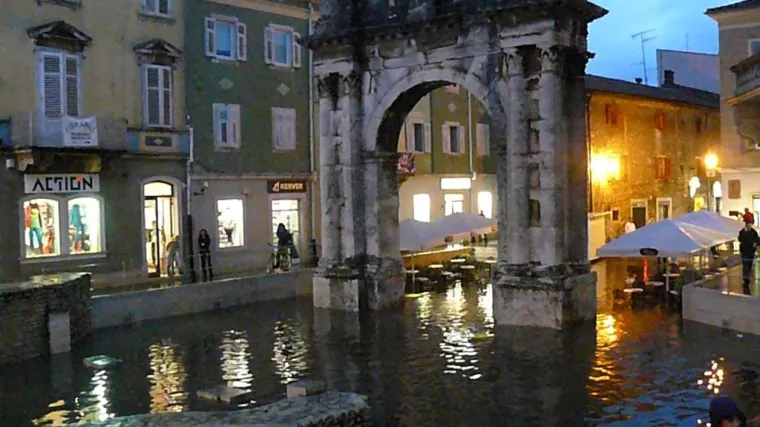 Veliki pljusak Pulu pretvorio u Veneciju