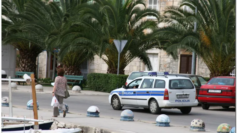 U moru pronađen leš muškarca