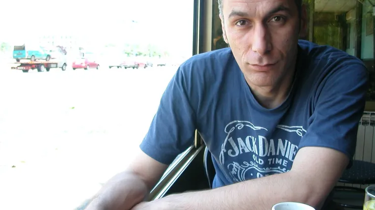 Preminuo pisac Simo Mraović