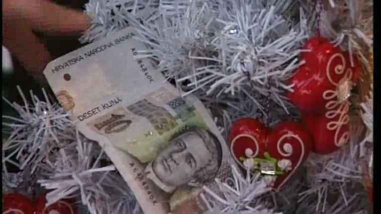 Ipak stižu božićnice za umirovljenike
