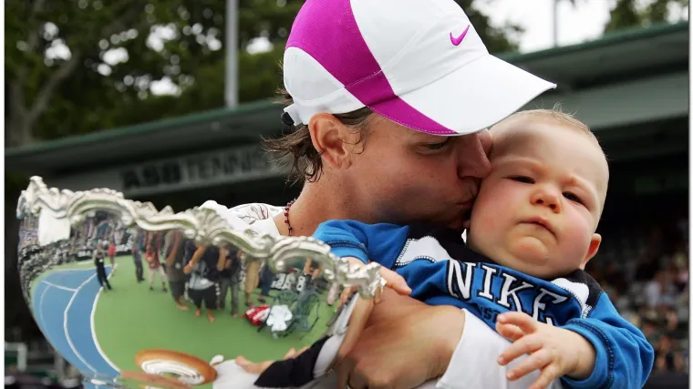 Trudna Davenport otkazala Australiju