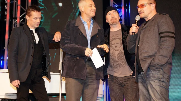 U2 izlazi 2. ožujka 2009. godine