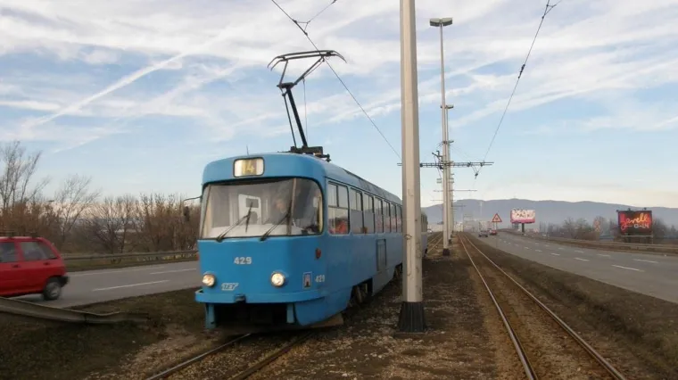 U tramvaju preminuo mu&scaron;karac