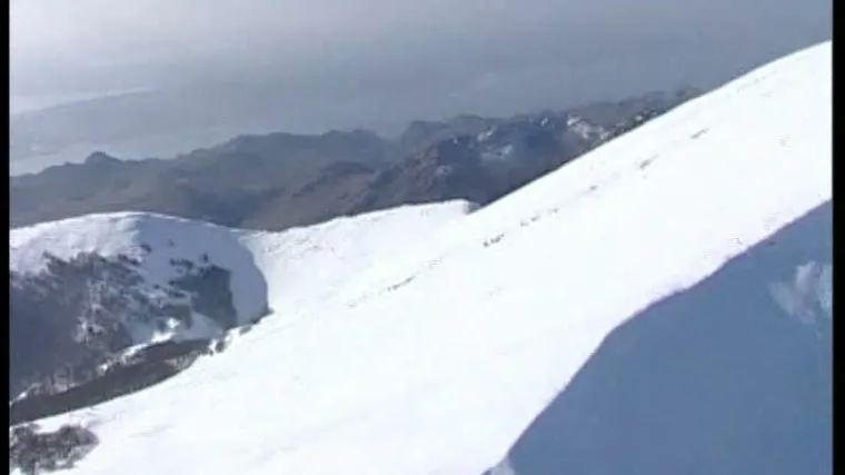 Satima bili zatočeni u mećavi na Velebitu